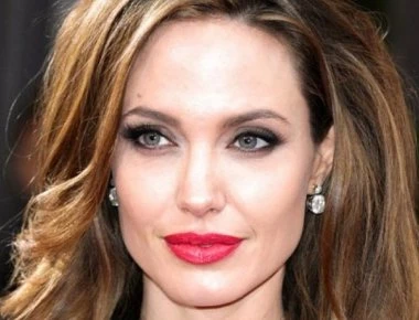 Οι stars που δεν... φιλούν ωραία (βίντεο)